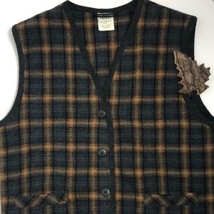 Tribal Spotswear Wool Plaid Vest M / L